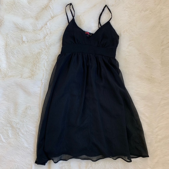 Forever 21 little black dress size small LBD - Picture 1 of 3